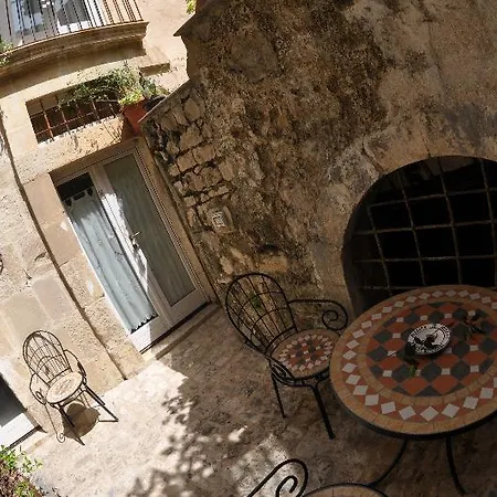 Bed & Breakfast Palazzo Il Cavaliere De Charme 3*