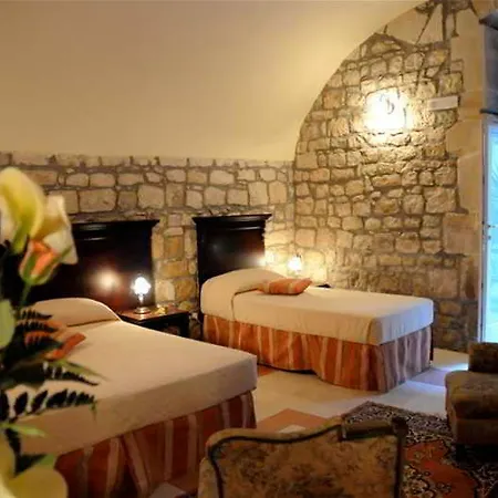 Bed & Breakfast Palazzo Il Cavaliere De Charme 3*