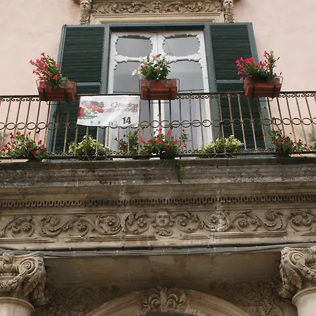 Bed & Breakfast Palazzo Il Cavaliere De Charme