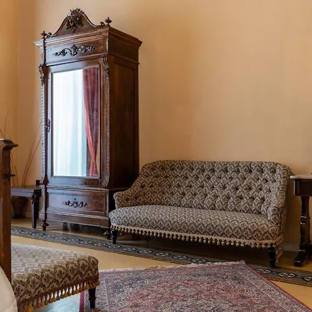 Bed & Breakfast Palazzo Il Cavaliere De Charme