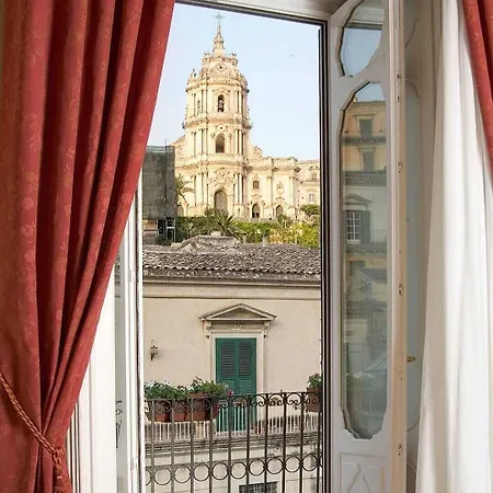 Palazzo Il Cavaliere De Charme Oda ve Kahvaltı Modica