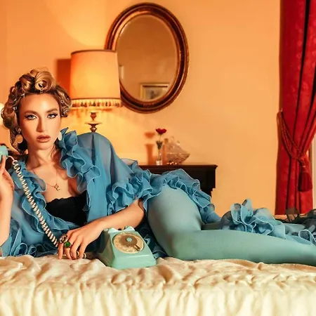 Oda ve Kahvaltı Palazzo Il Cavaliere De Charme 4*