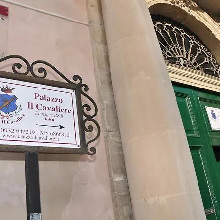 Bed & Breakfast Palazzo Il Cavaliere De Charme