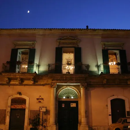 Bed & Breakfast Palazzo Il Cavaliere De Charme