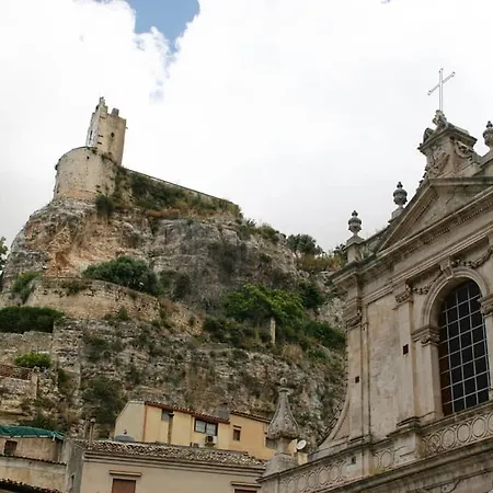 Palazzo Il Cavaliere De Charme Panzió Modica