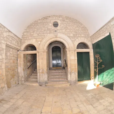 Nocleg ze śniadaniem Palazzo Il Cavaliere De Charme