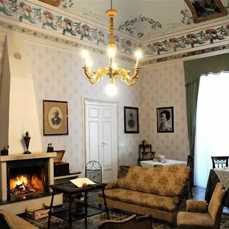 Nocleg ze śniadaniem Palazzo Il Cavaliere De Charme