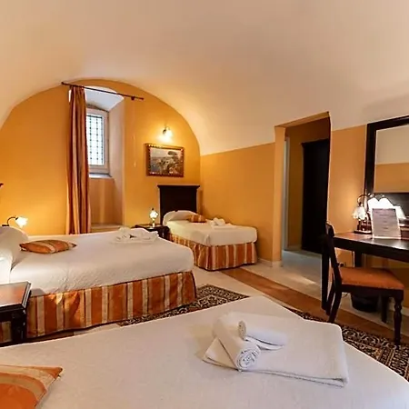 Nocleg ze śniadaniem Palazzo Il Cavaliere De Charme 4*