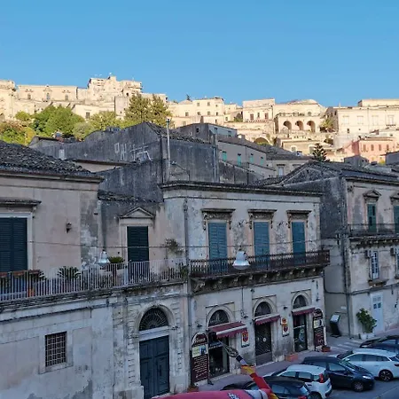 Bed & Breakfast Palazzo Il Cavaliere De Charme 4*