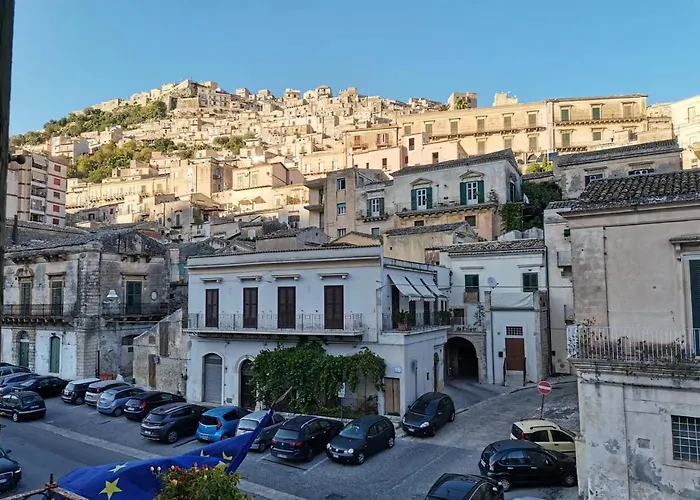 パラッツォ イル カヴァリエーレ デ シャルム