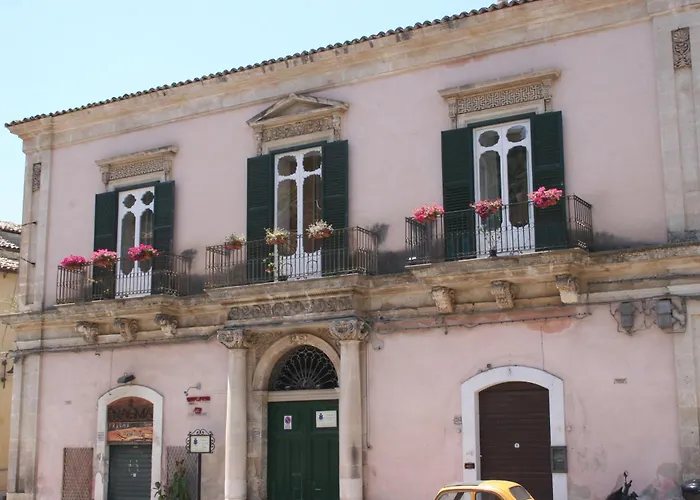 ベッド・アンド・ブレックファスト パラッツォ イル カヴァリエーレ デ シャルム モーディカ