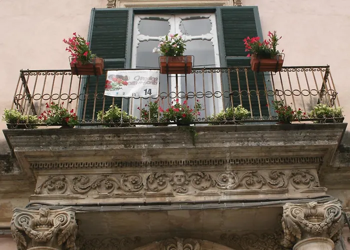 ベッド・アンド・ブレックファスト パラッツォ イル カヴァリエーレ デ シャルム